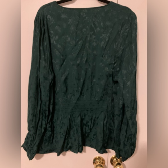 Addition Elle Green Balloon Sleeve Blouse - Picture 3 of 5